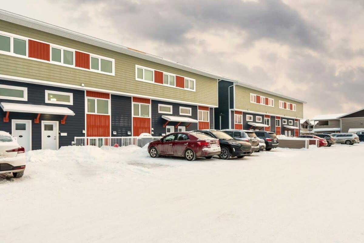 Nn - The Wanderoo - Riverdale 3-Bed 2 5-Bath Whitehorse Eksteriør bilde